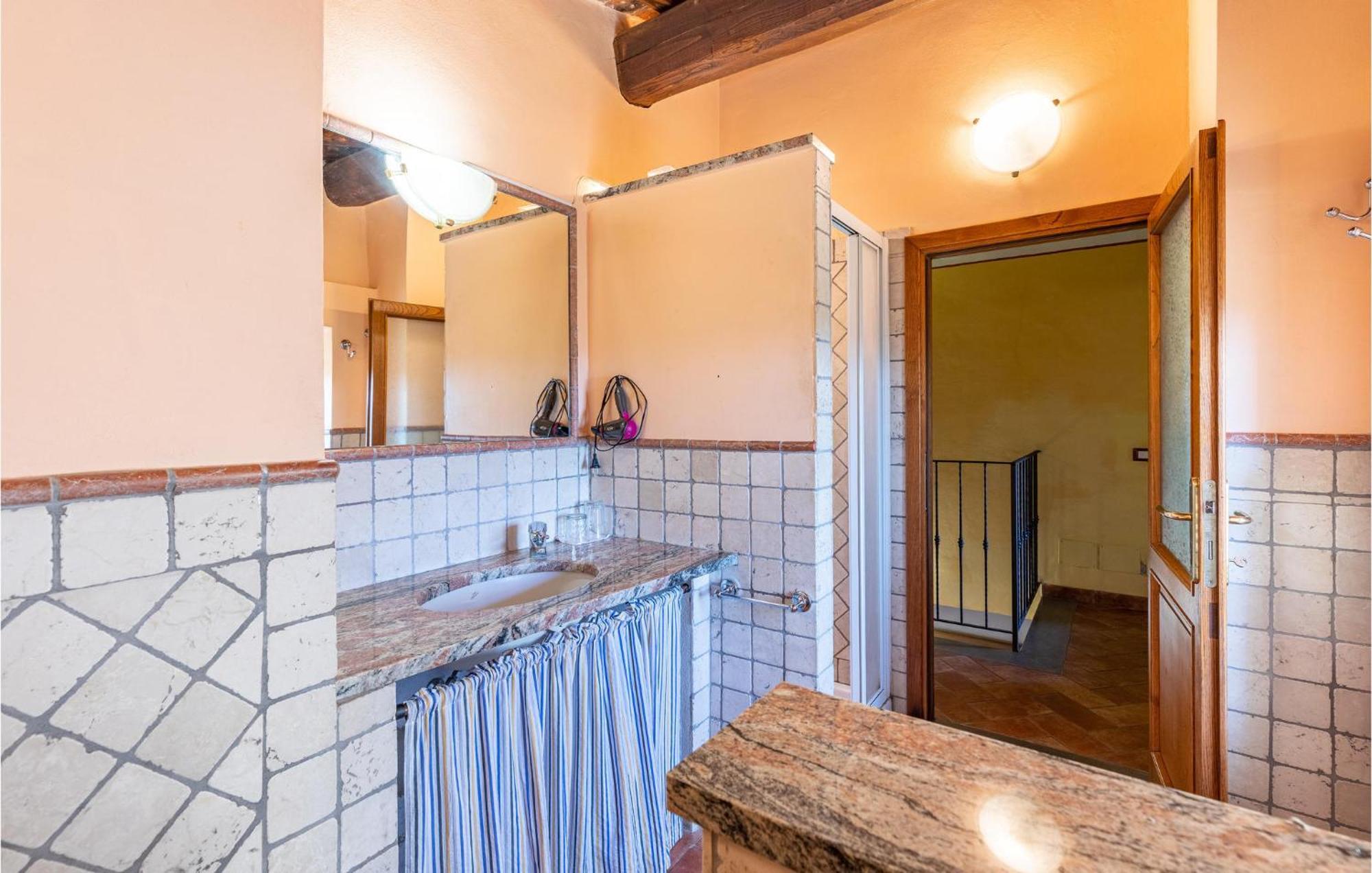 Awesome Home In Marliana With Kitchenette 외부 사진