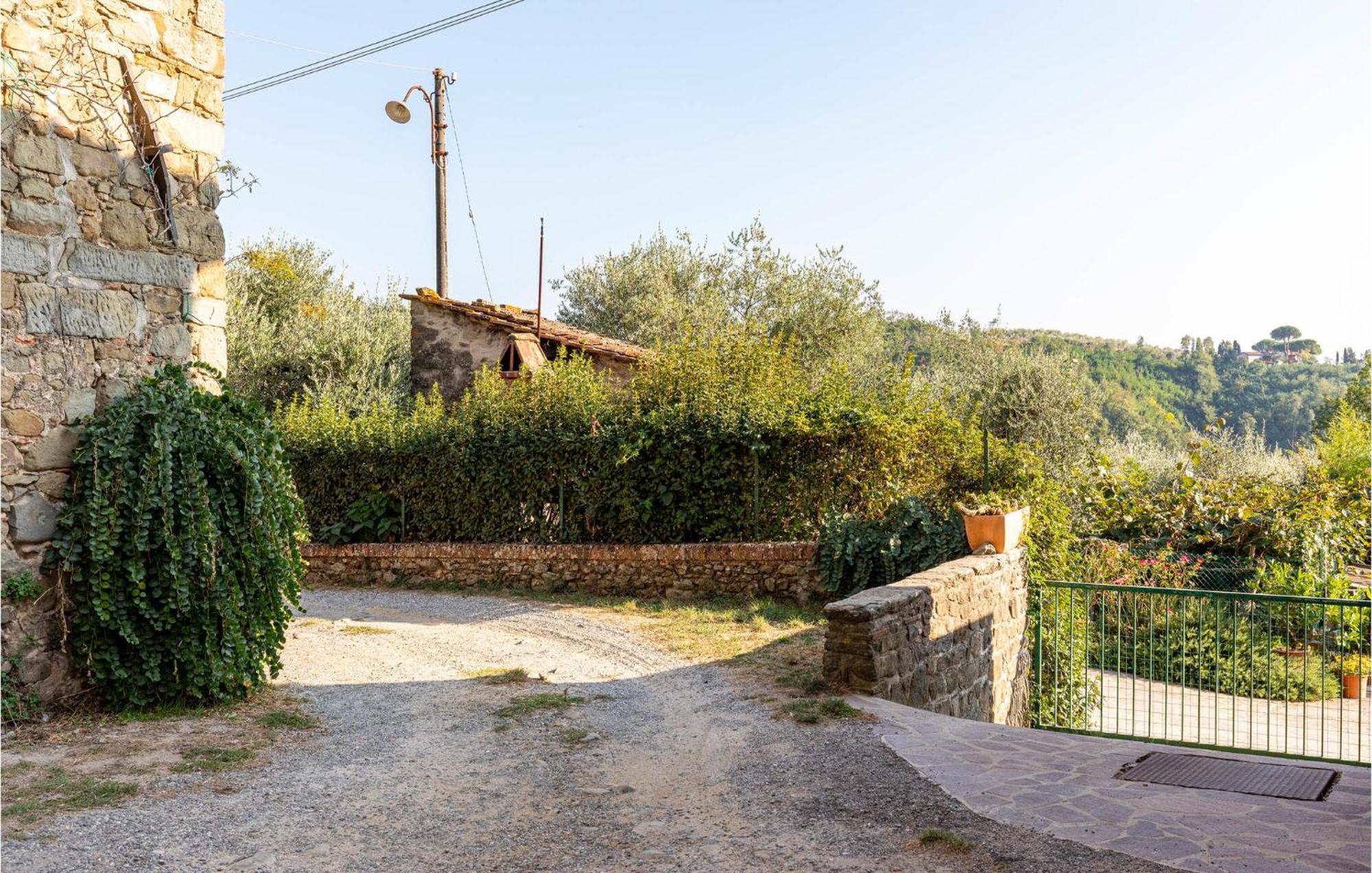 Awesome Home In Marliana With Kitchenette 외부 사진
