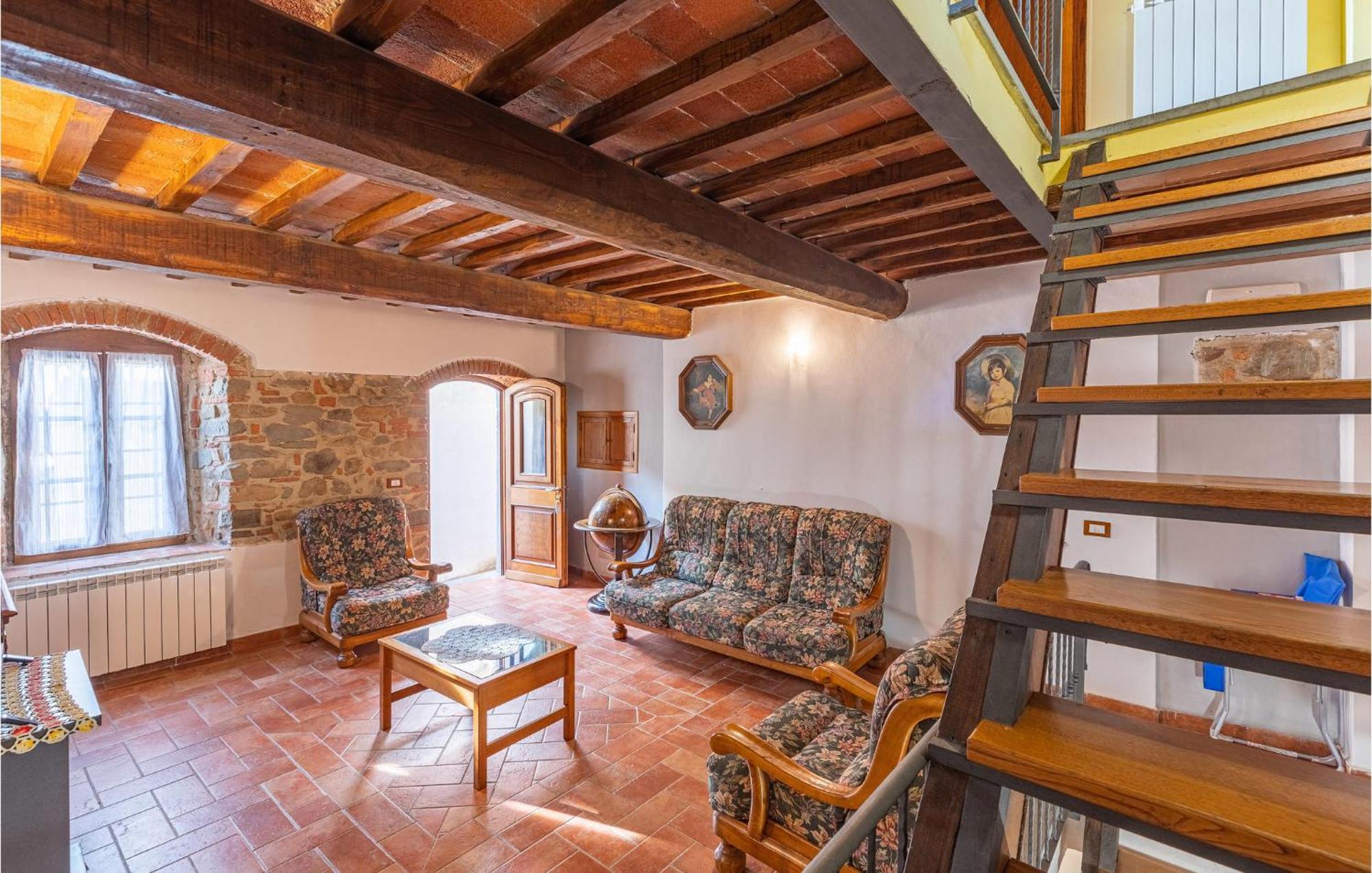 Awesome Home In Marliana With Kitchenette 외부 사진