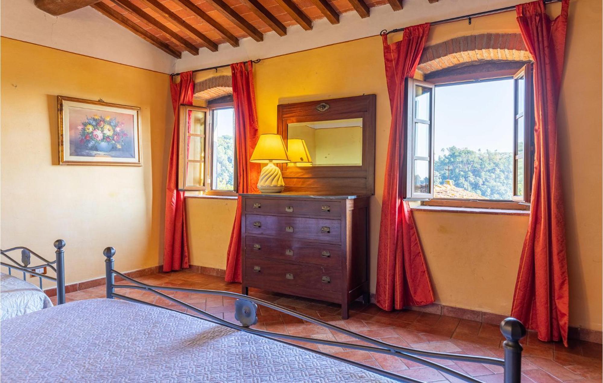 Awesome Home In Marliana With Kitchenette 외부 사진