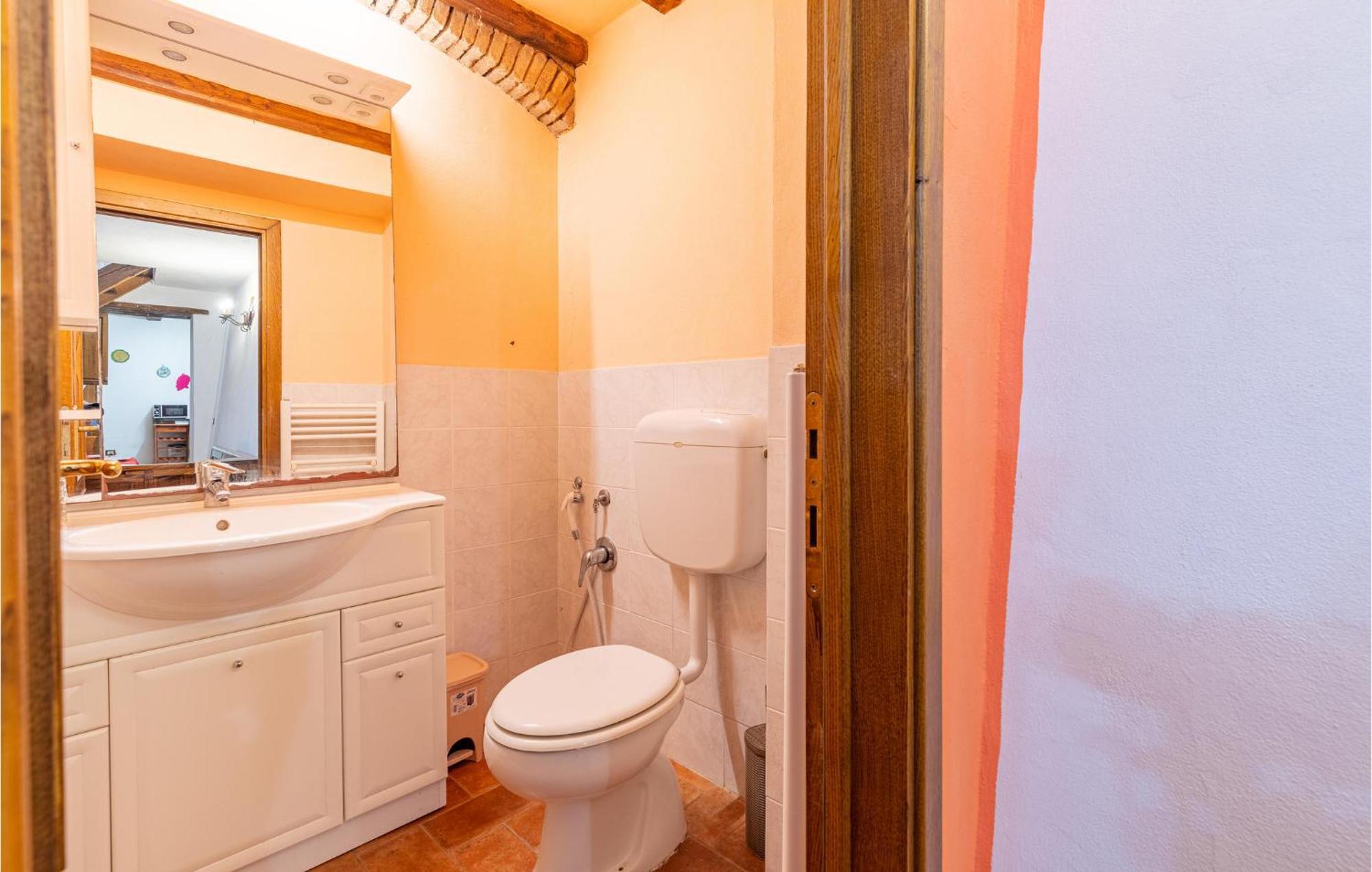 Awesome Home In Marliana With Kitchenette 외부 사진