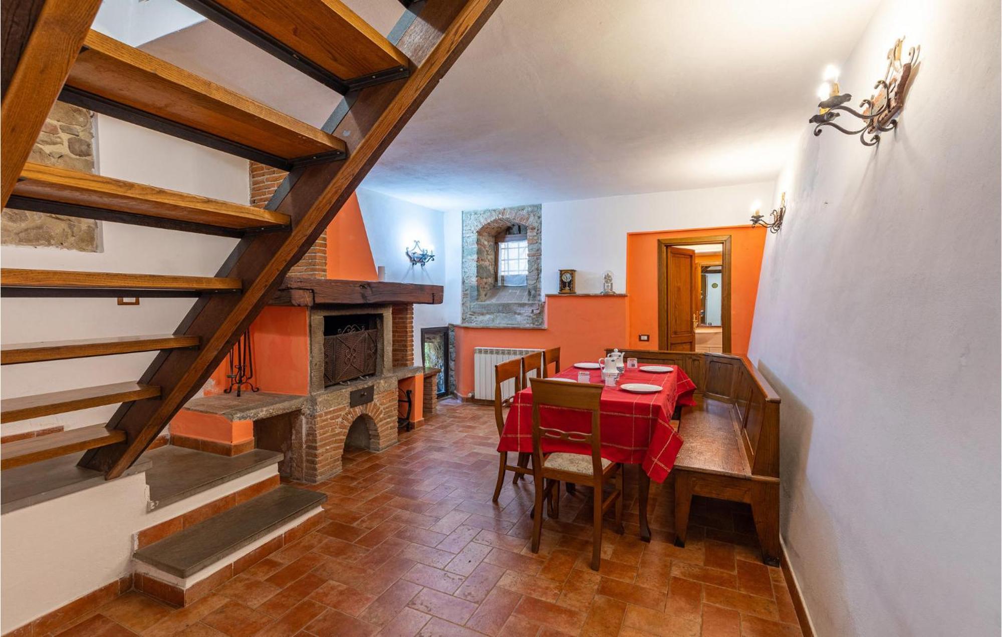 Awesome Home In Marliana With Kitchenette 외부 사진