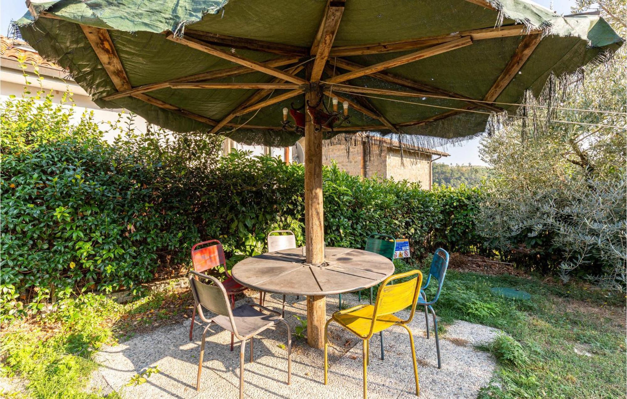 Awesome Home In Marliana With Kitchenette 외부 사진